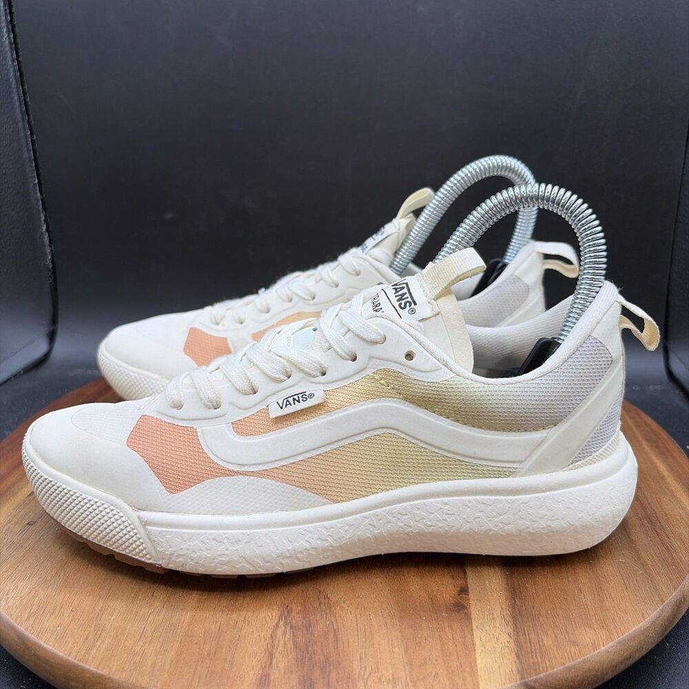 Vans Ultrarange Exo Womens Size 5.5 Low Top Sneakers White Blue Lace Up Sneakers
